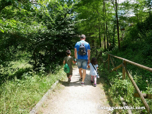 La Greenway, semplice e affascinante sentiero a San Vittore di Genga