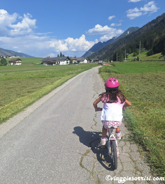  PISTA-CICLABILE-SAN-CANDIDO-LIENZ-CON-BAMBINI.jpg 4 Settembre 2024 159 KB 538 per 600 pixel Modifica immagine Elimina definitivamente Testo alternativo Impara come descrivere lo scopo dell'immagine(si apre in una nuova scheda). Lascia vuoto se l'immagine è puramente decorativa.Titolo PISTA CICLABILE SAN CANDIDO LIENZ CON BAMBINI Didascalia Descrizione URL del file: https://www.viaggiesorrisi.com/wp-content/uploads/2024/09/PISTA-CICLABILE-SAN-CANDIDO-LIENZ-CON-BAMBINI